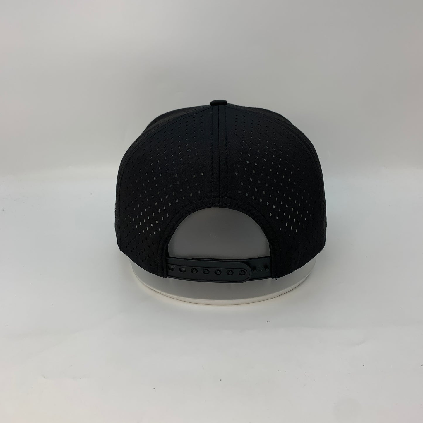 Swol Lyfe Performance Hat – Black with White